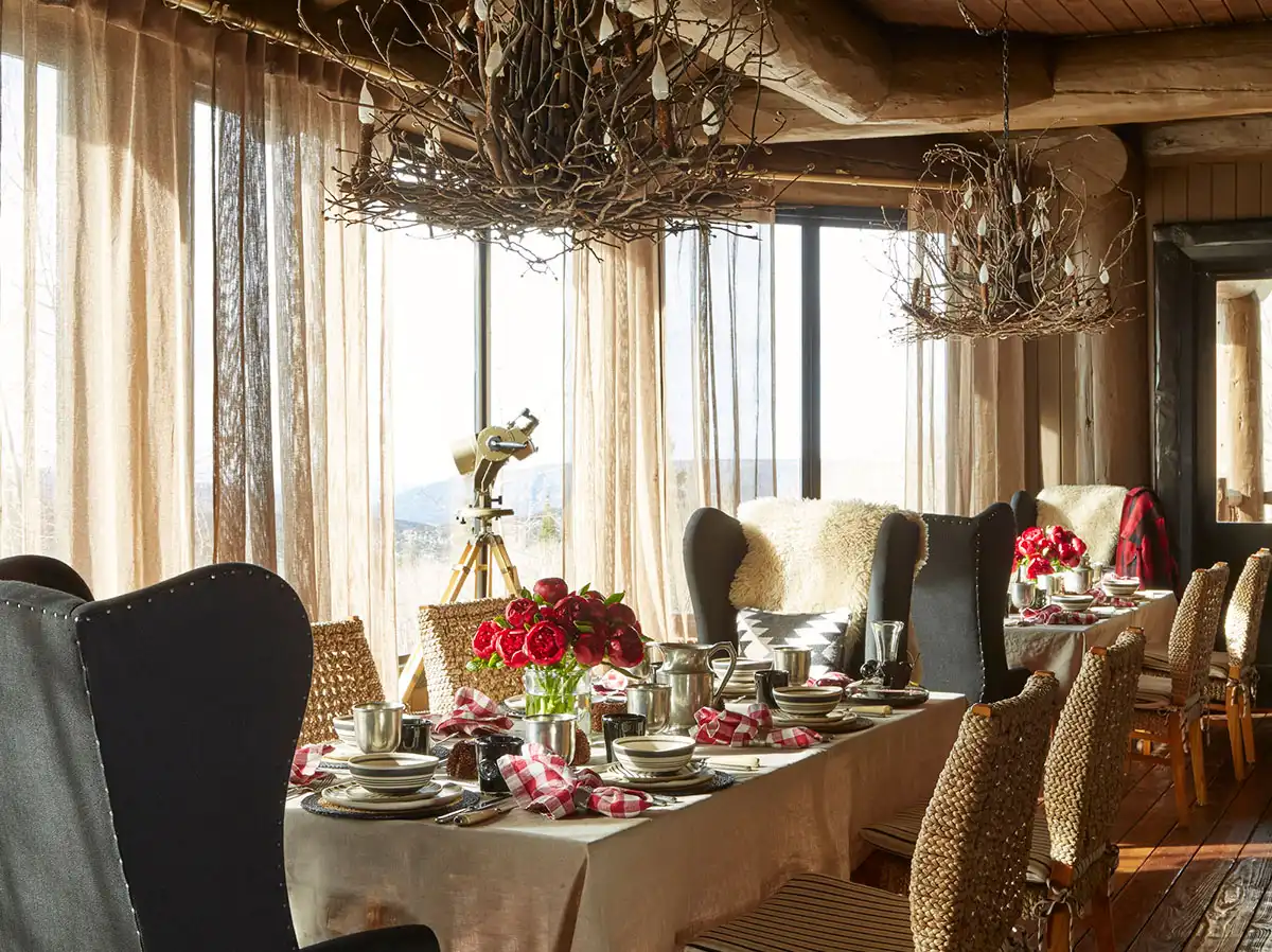 Seven Lakes Lodge